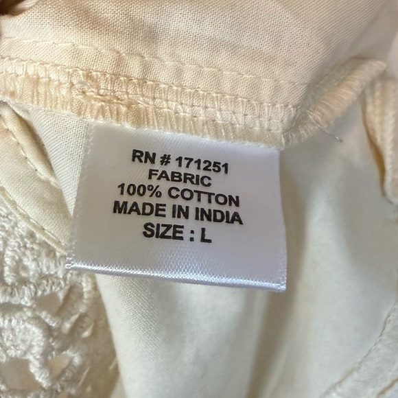 Jennifer & Grace Cream Cotton Floral Lace Embroidered Blouse NWT Size Large - Picture 7 of 8